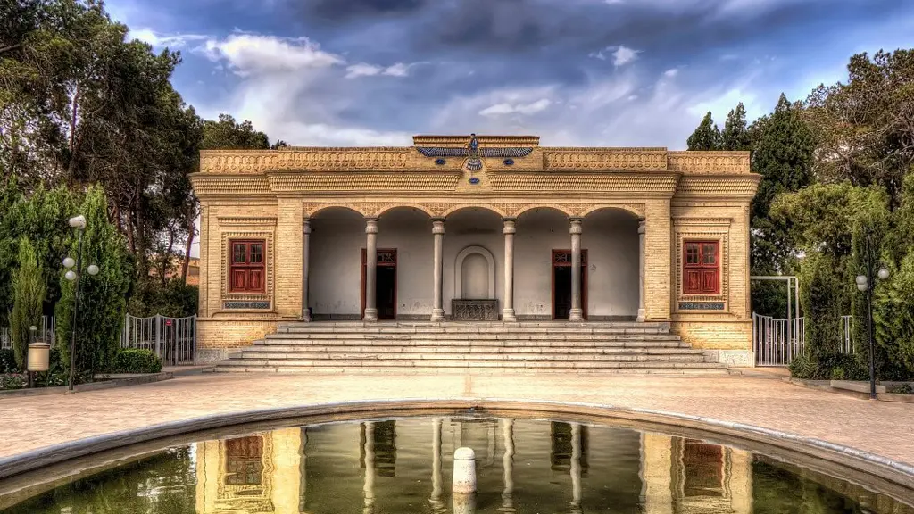 Yazd Travel Guide | Historical, Natural Attractions & Tips for Tourists